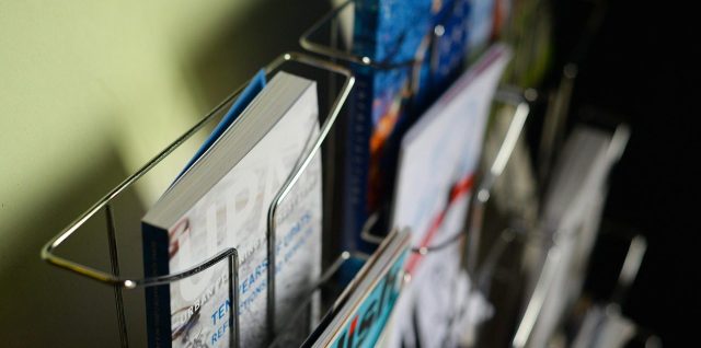 distribution flyer Paris